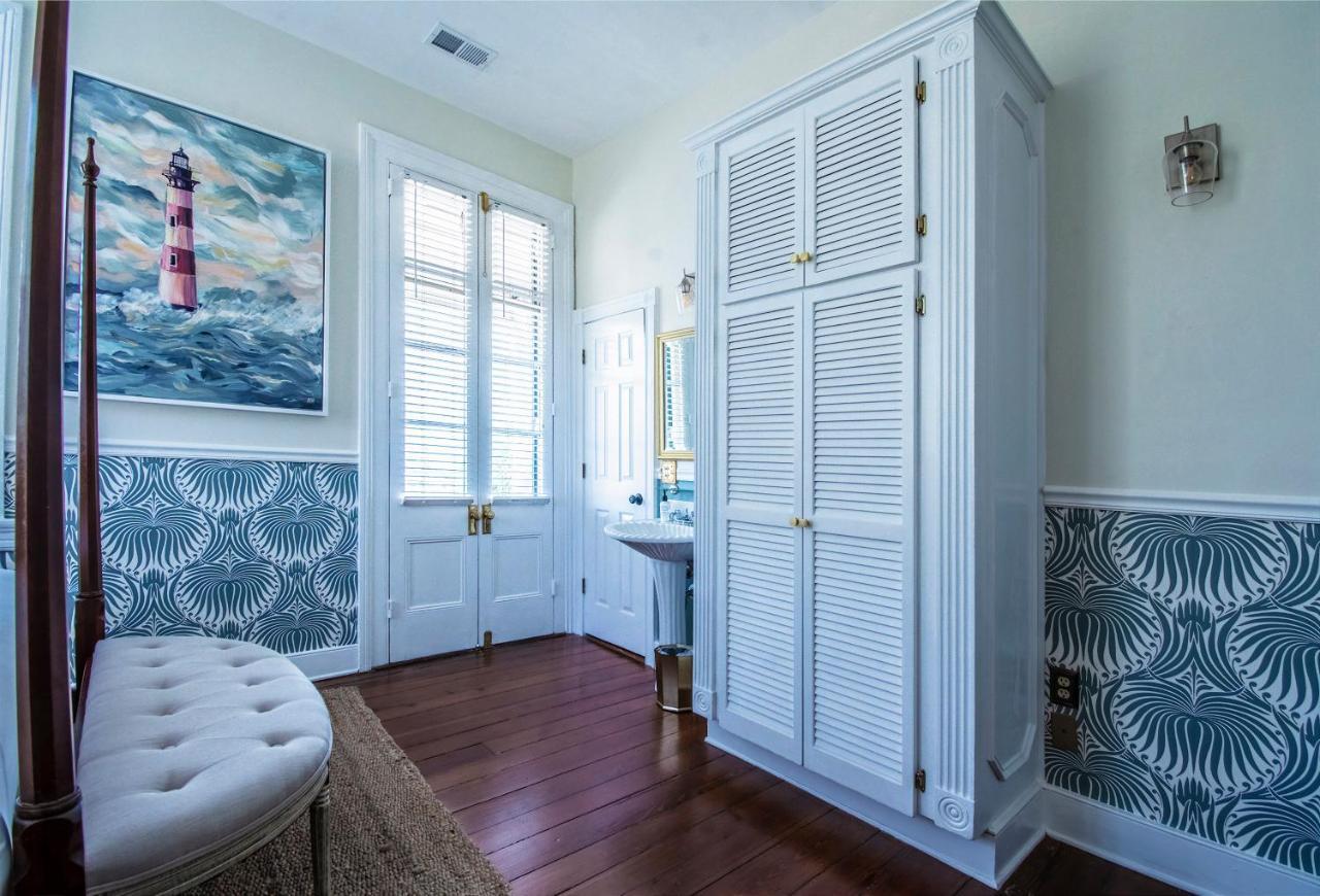 Daybed With Trundle In The Beautiful Ashley Inn 4 Blocks From King St Charleston Dış mekan fotoğraf