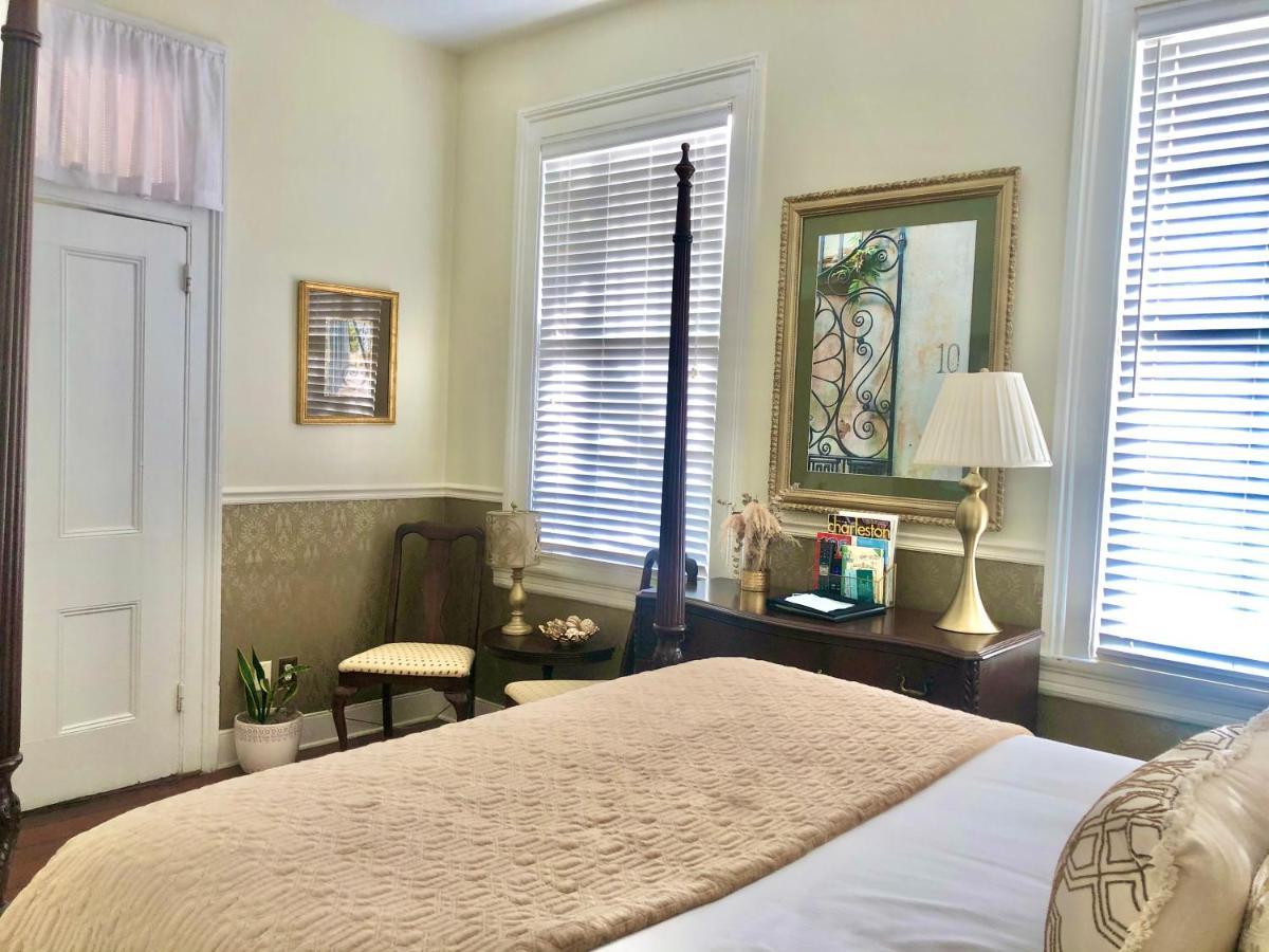 Daybed With Trundle In The Beautiful Ashley Inn 4 Blocks From King St Charleston Dış mekan fotoğraf